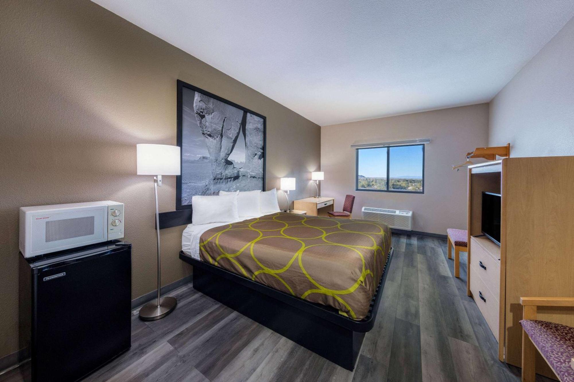 Super 8 By Wyndham Quartzsite Az Hotel Bagian luar foto