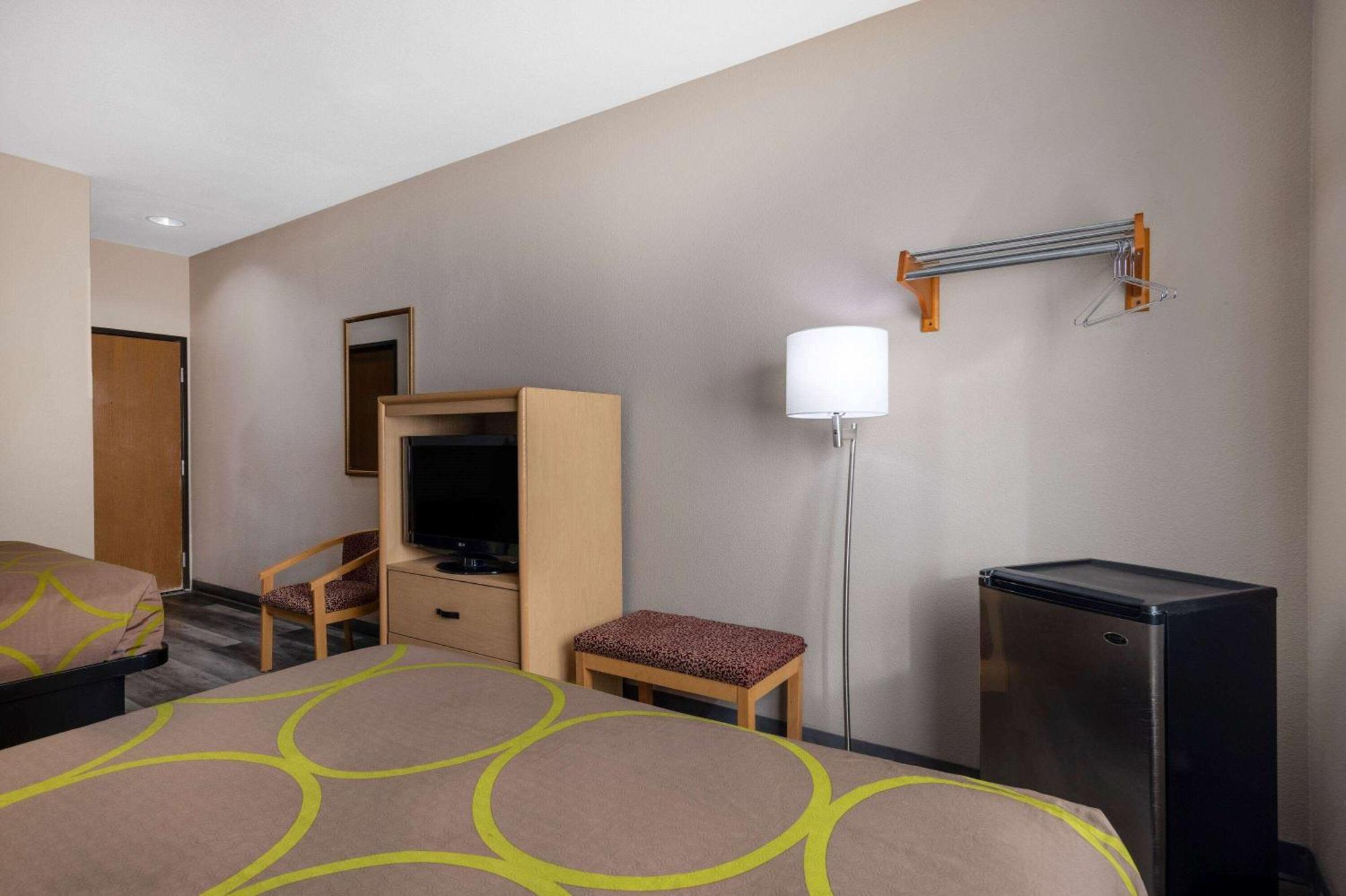 Super 8 By Wyndham Quartzsite Az Hotel Bagian luar foto